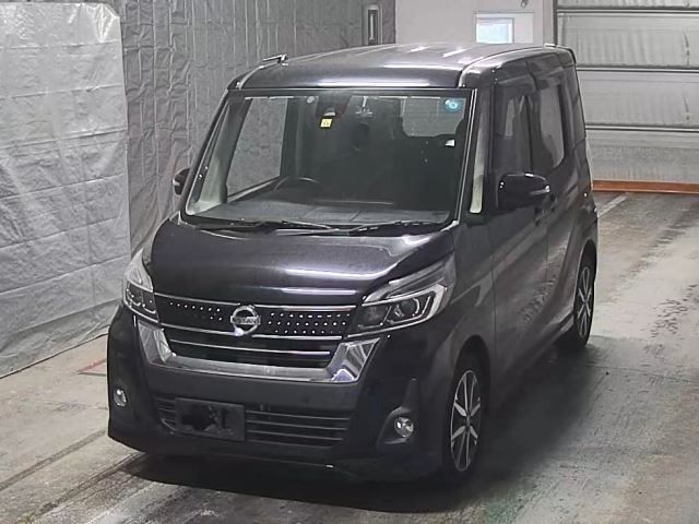 1 Nissan Dayz roox B21A 2018 г. (HERO)